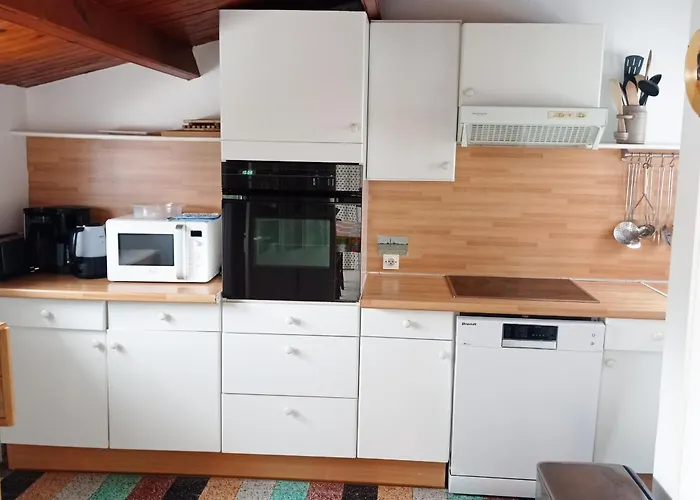 Maison A L'herbaudiere Pour 7 Pers. Proche Avec Independant - Fr-1-823-13 *