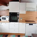 Maison A L'herbaudiere Pour 7 Pers. Proche Avec Independant - Fr-1-823-13 *