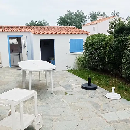 Maison A L'herbaudiere Pour 7 Pers. Proche Avec Independant - Fr-1-823-13 Holiday home