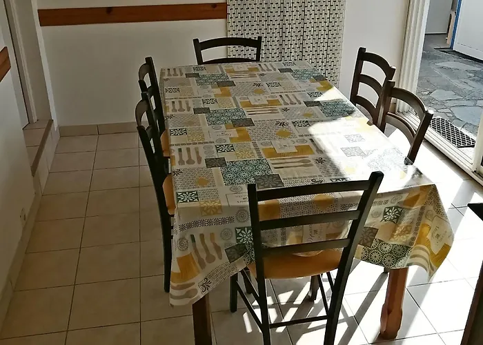 Maison A L'herbaudiere Pour 7 Pers. Proche Avec Independant - Fr-1-823-13 *